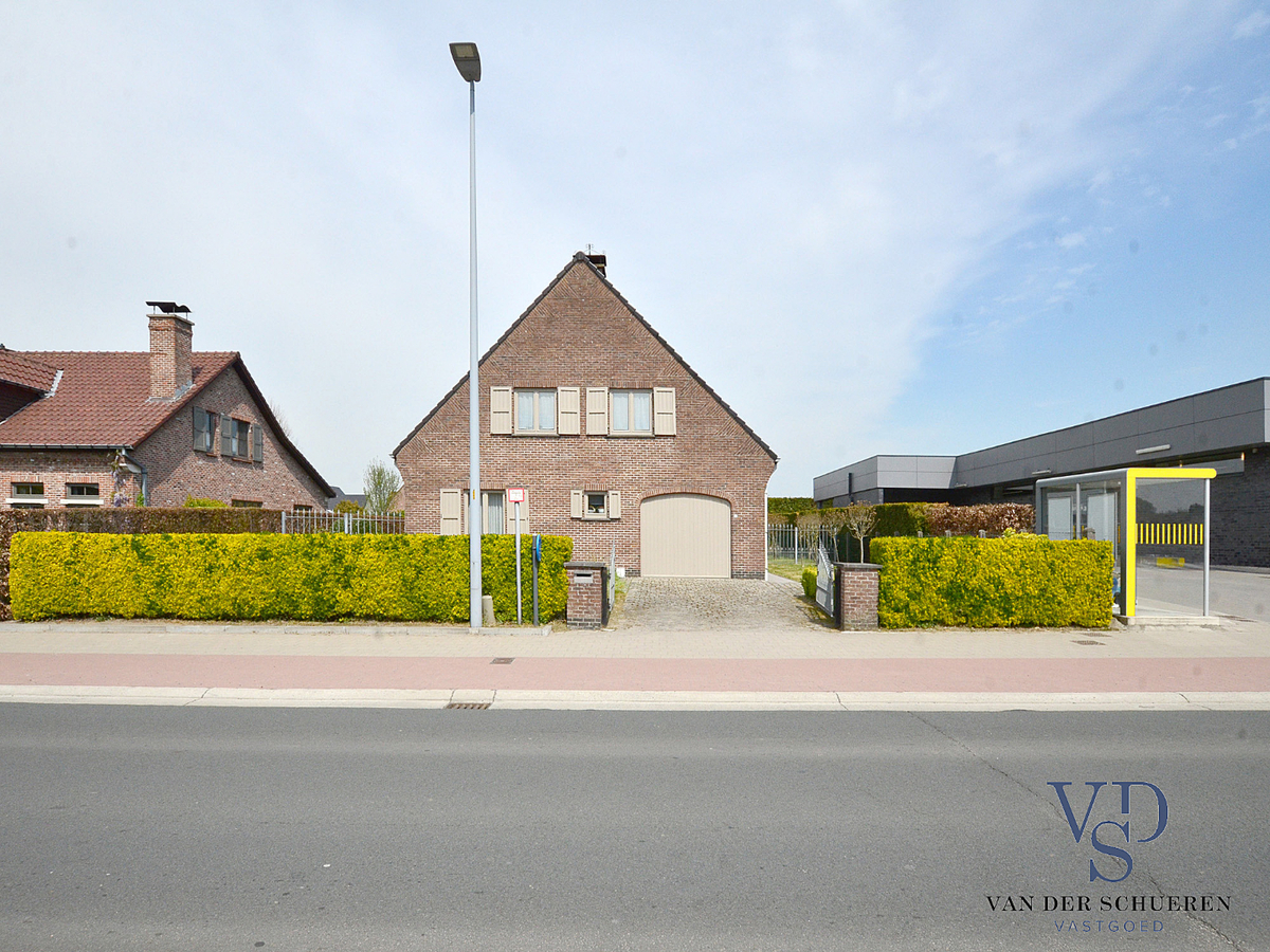 Ruime, statige villa te Gavere 