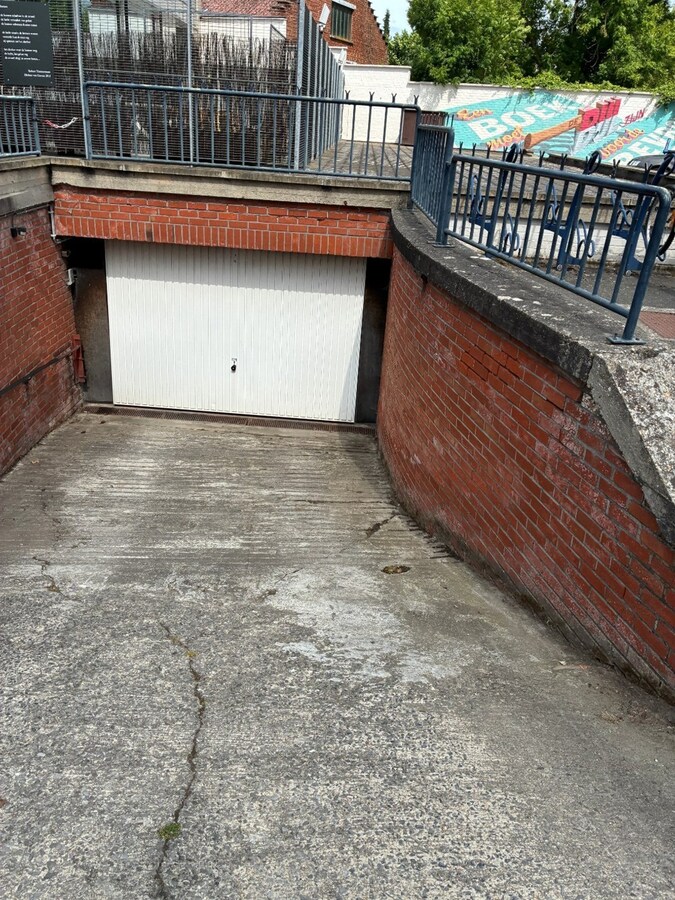 Ruim en lichtrijk appartement. 