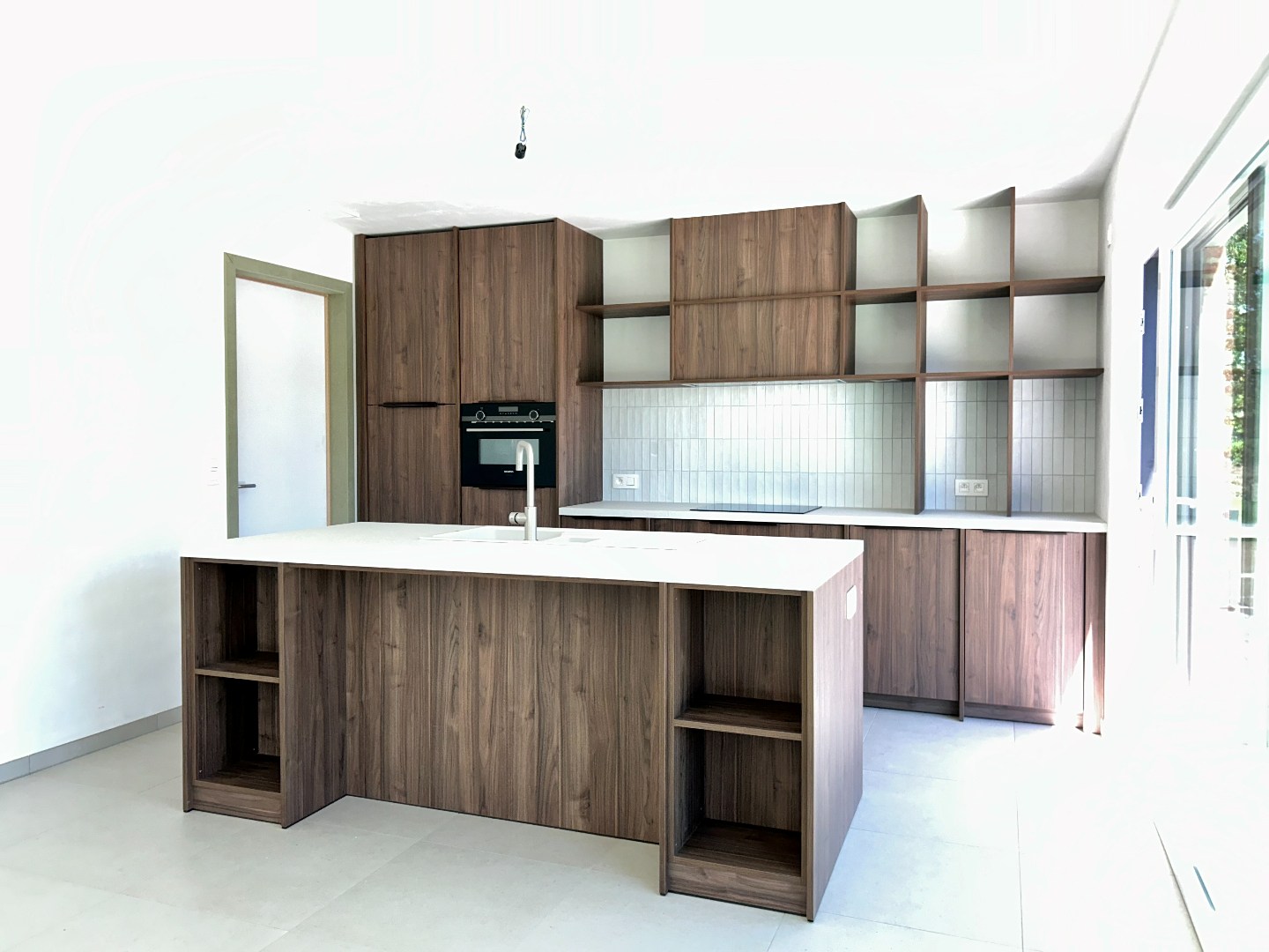 Instapklare nieuwbouwwoning met 3 slaapkamers en tuin op 681 m² 