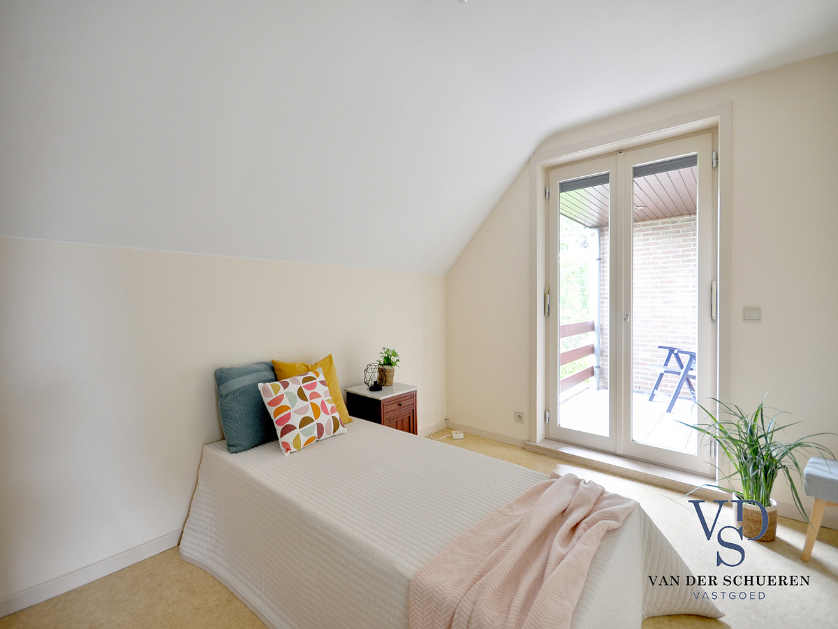 Lichtrijke villa in aangename omgeving ! 