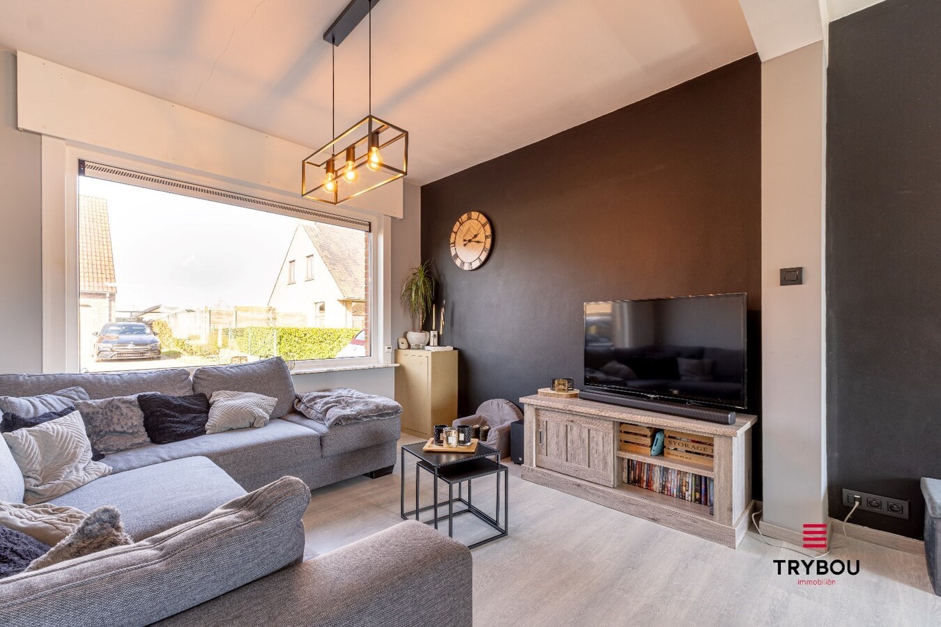 Zeer ruime gezinswoning in het centrum van Houthulst 