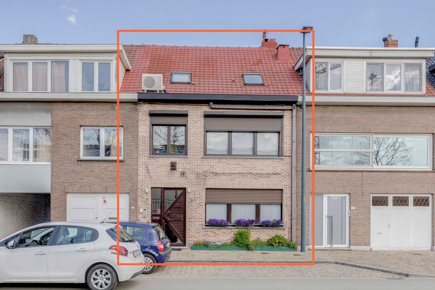Woning bestaand uit 3 entiteiten: 2 app en 1 studio 