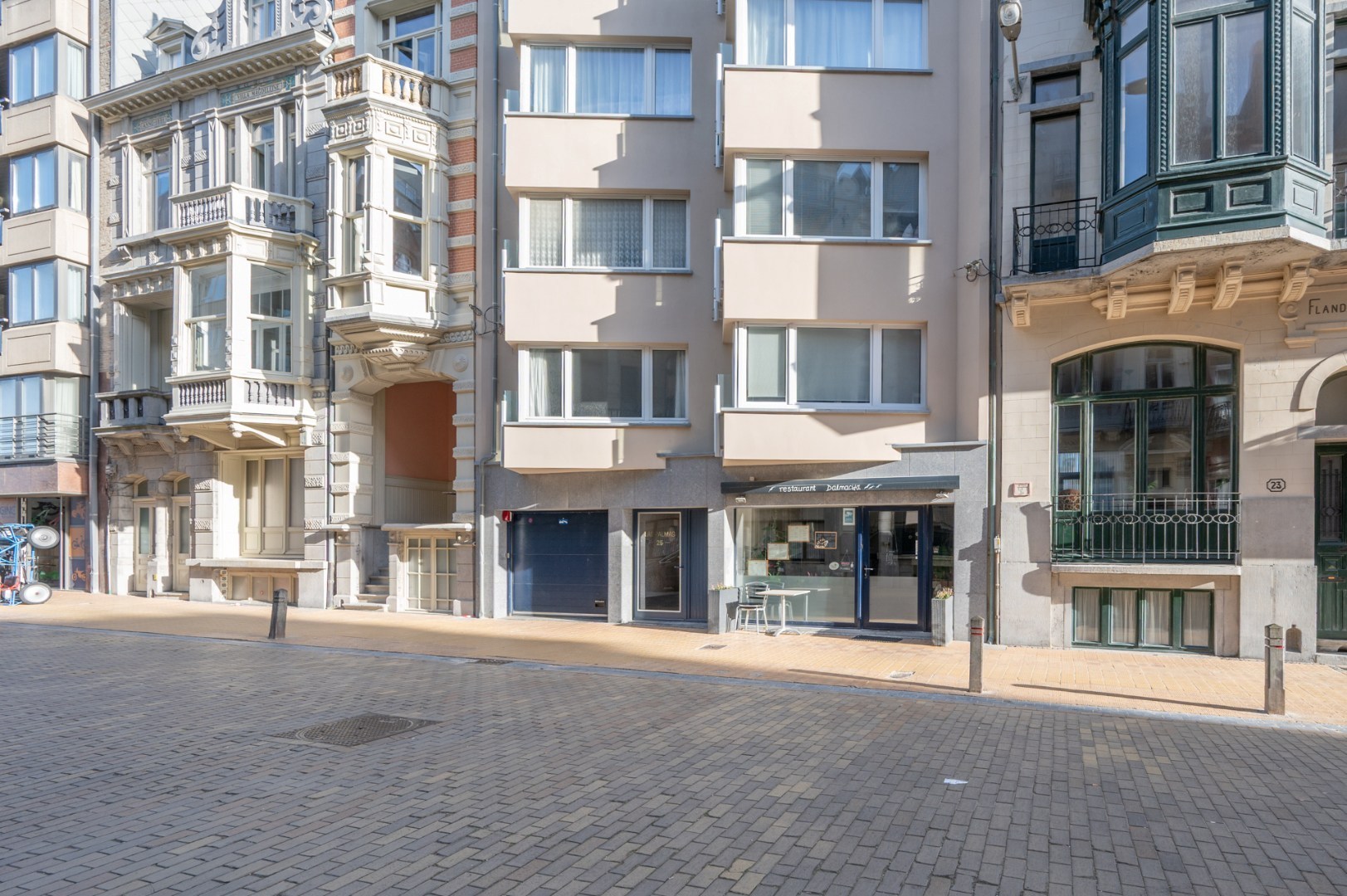 Centraal gelegen appartement met FRONTAAL ZEEZICHT 