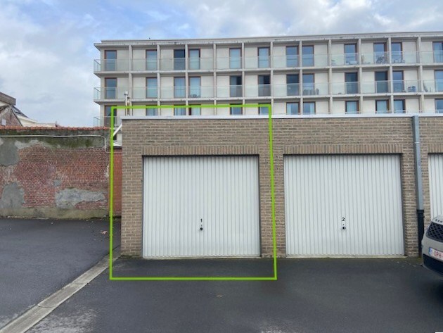 Te koop garage - Waregem