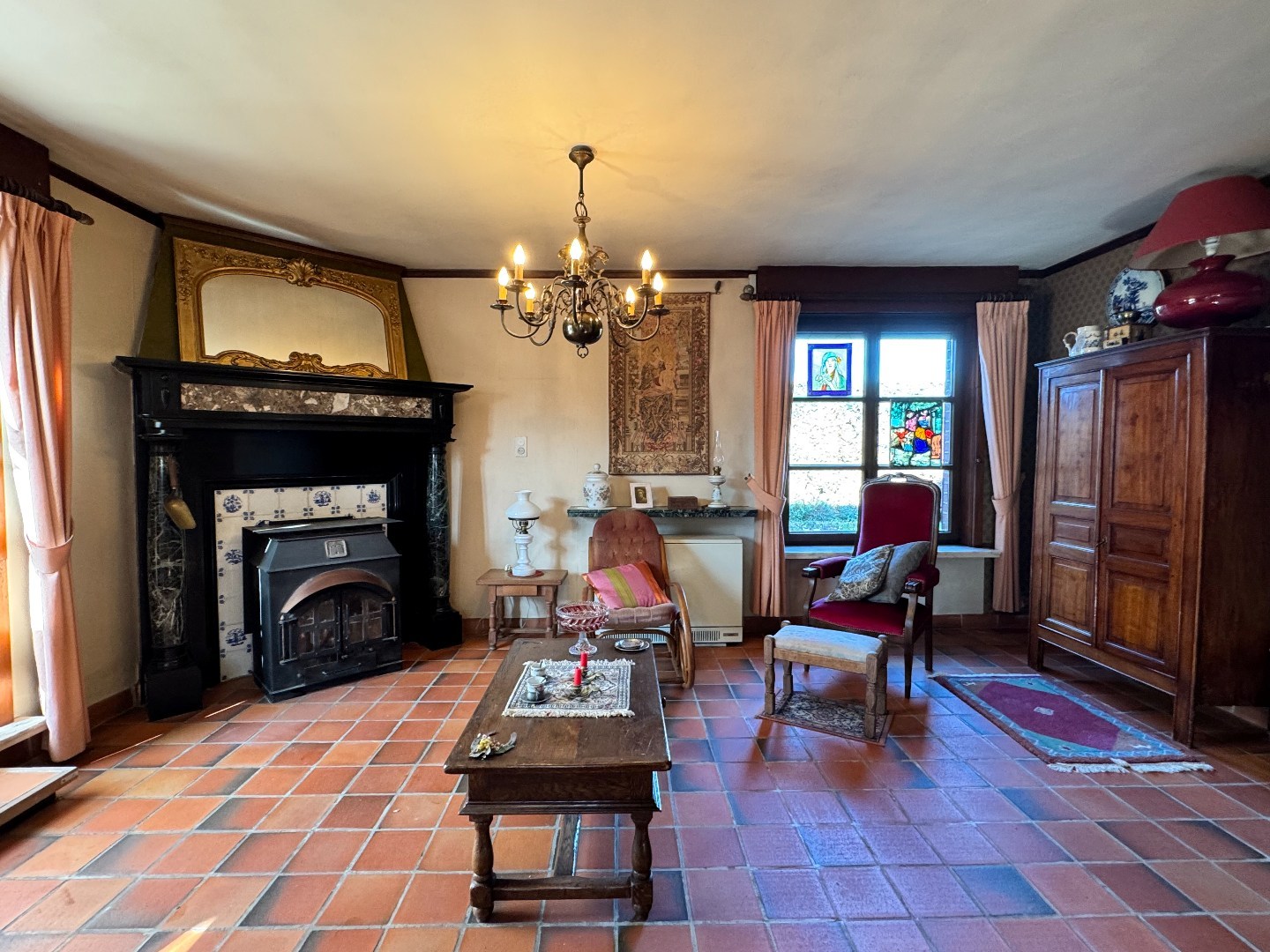 Charmante woning met garage en tuin op 963 m² te Zulte 