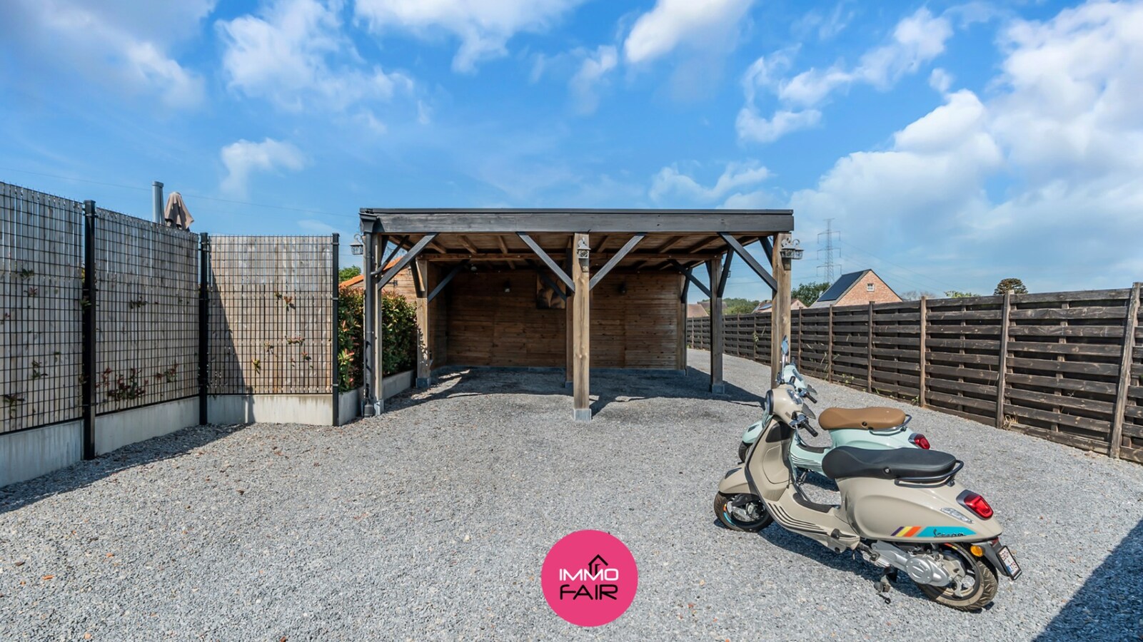 Unieke villa met zwembad en aansluitende weide 