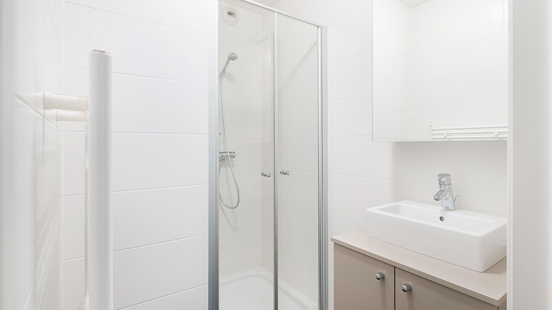 Appartement lumineux au rez-de-chaussée avec grand jardin ensoleillé à Knokke (avec possibilité d'achat d'une place de parking intérieure) 