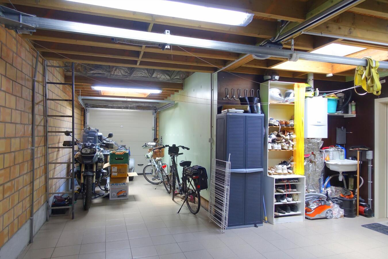 Verrassend ruime woning te Oudenburg 