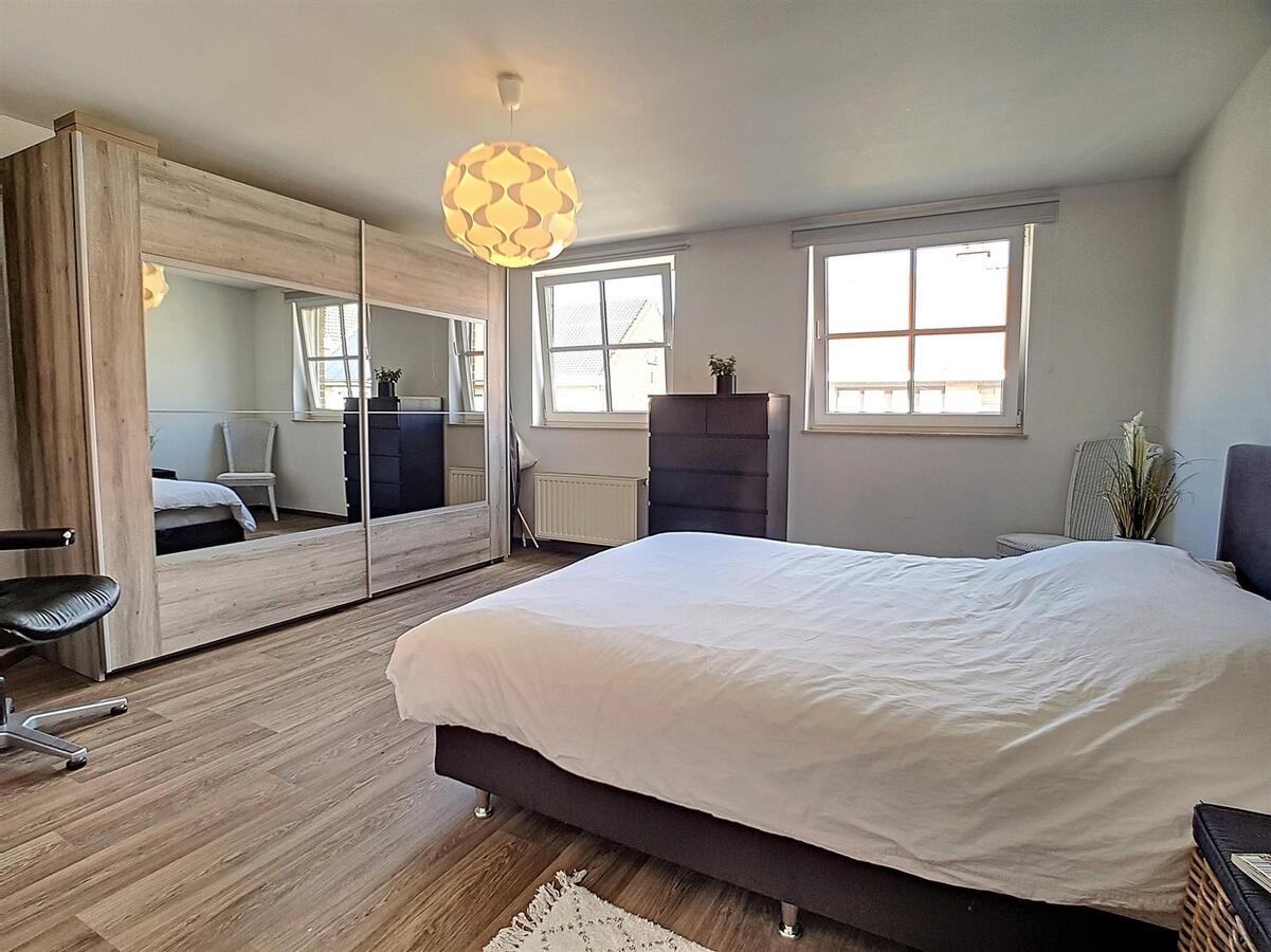 Zeer knappe gezinswoning met tuin, garage &amp; oprit - Lissewege 