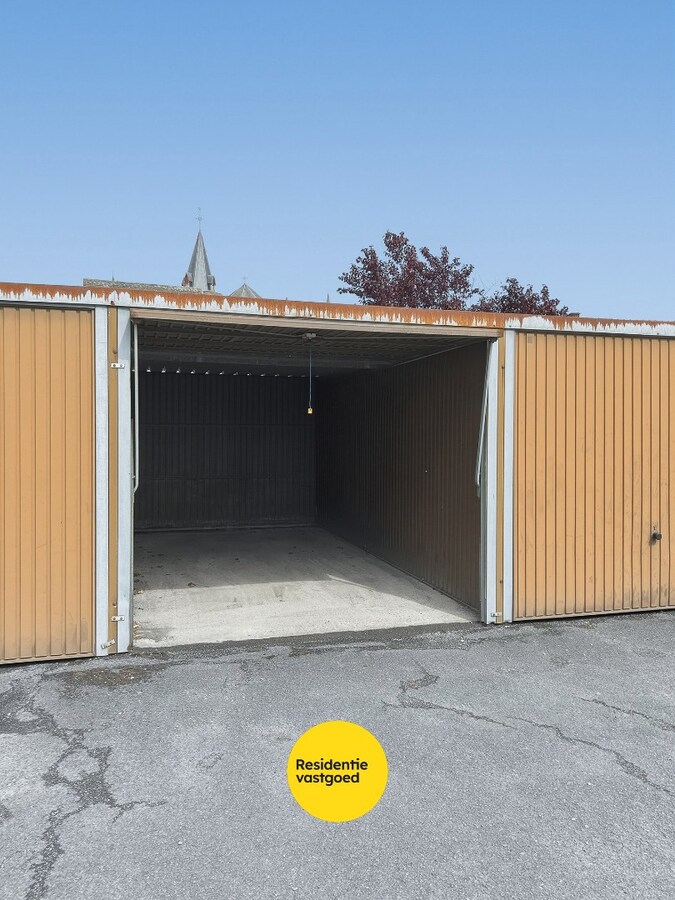 Te huur garage box - Eernegem