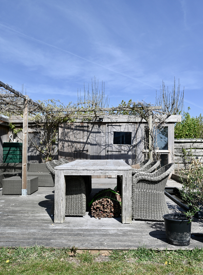 MAGNIFIEKE MODERNE VILLA OP TOPLIGGING NABIJ CENTRUM OOSTENDE 