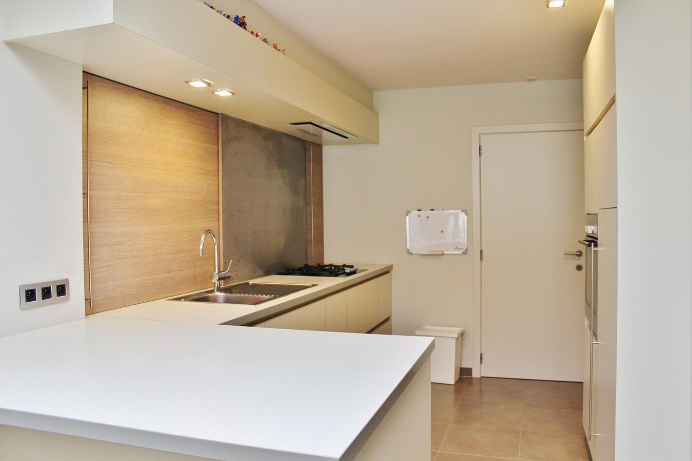 Ruime stadswoning met 2 slaapkamers en garage 