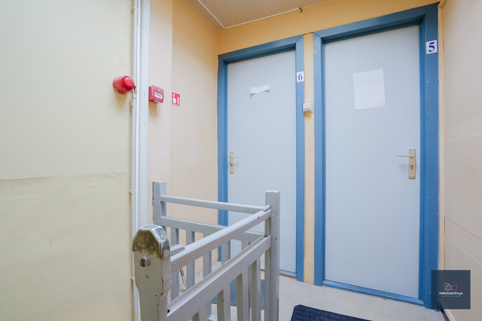 Gunstig gelegen opbrengsteigendom nabij de Coupure 