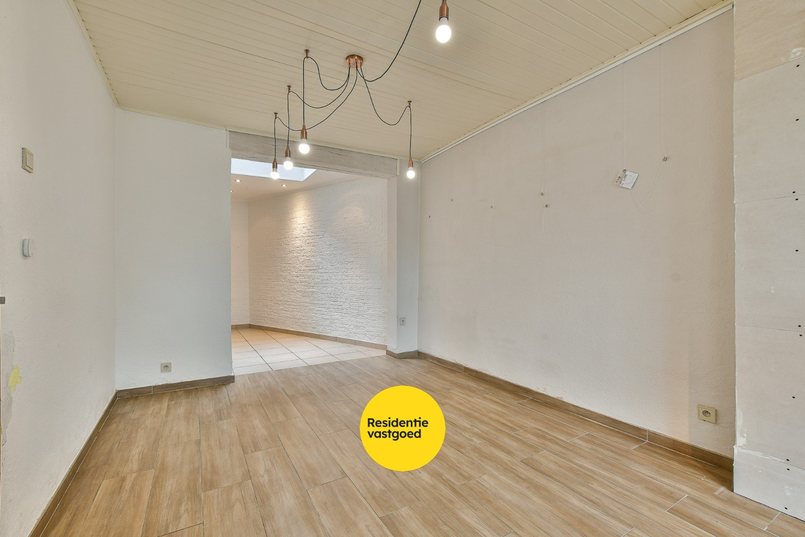 Charmante en verrassend ruime woning met terras in het centrum van Blankenberge! 