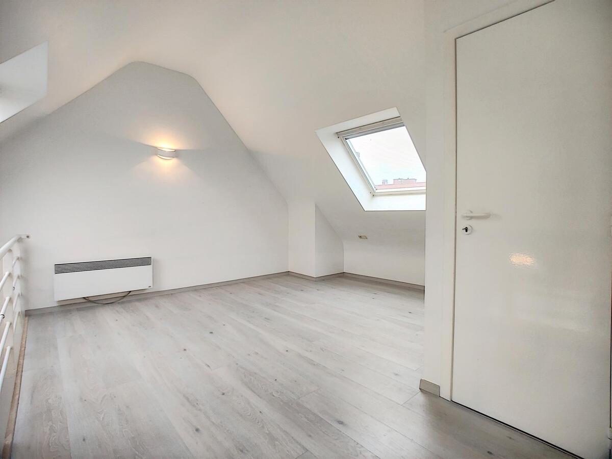 Knap duplexappartement/penthouse met zonneterras - Heist 