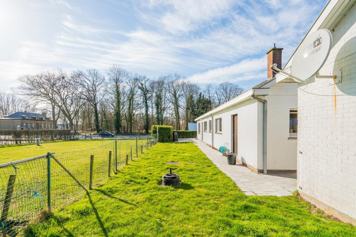 Uitstekend gelegen, vrijstaande woning op 870m² 