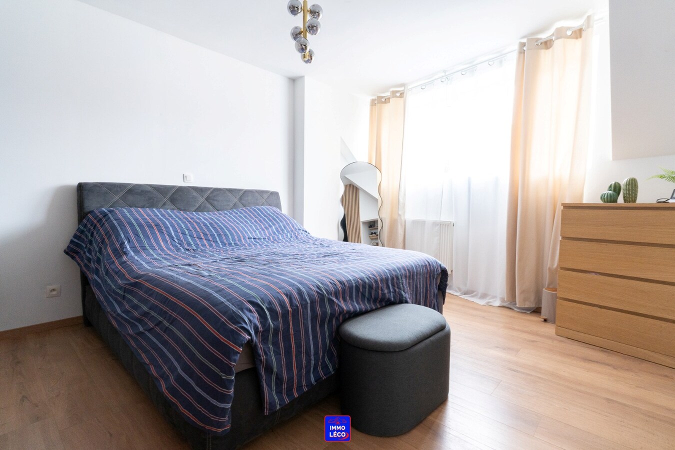 Maison entièrement rénovée avec jardin, garage 3 voitures, COUP DE COEUR ! 