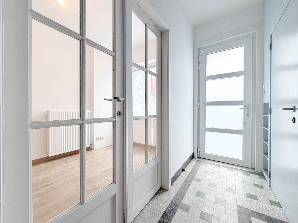 TOPPER te Kortrijk  met 4 slaapkamers en uitweg achteraan EPC B! 