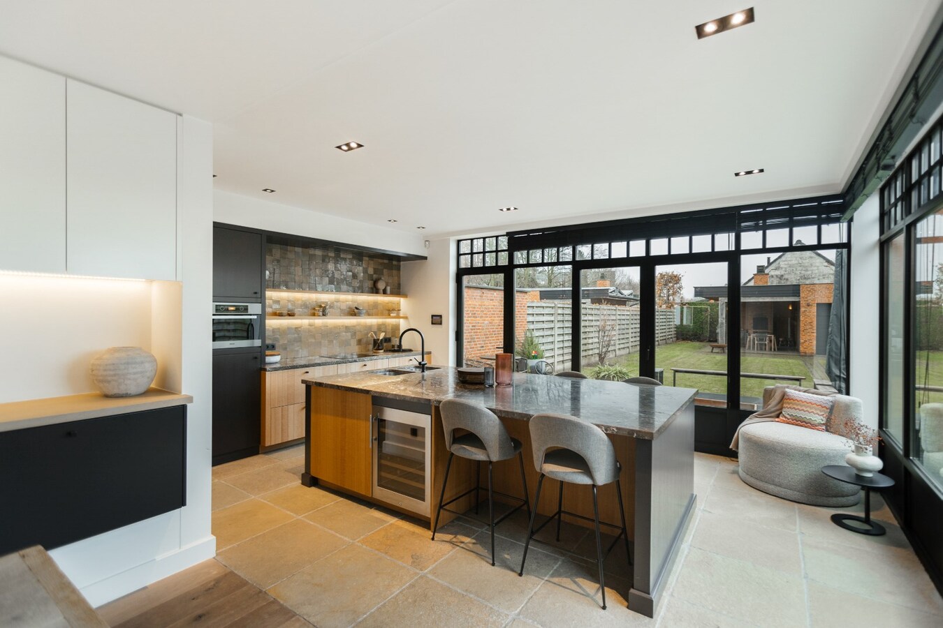 Luxueuze, energiezuinige woning 235 m² met 4 slaapkamers en 2 badkamers 