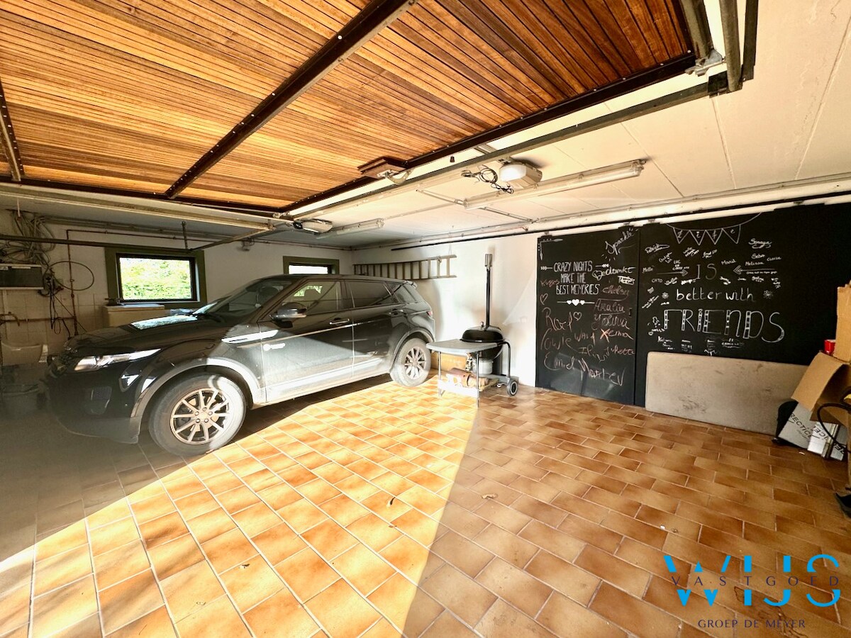 Prachtig ruim woonhuis met volwaardig bijgebouw ! 