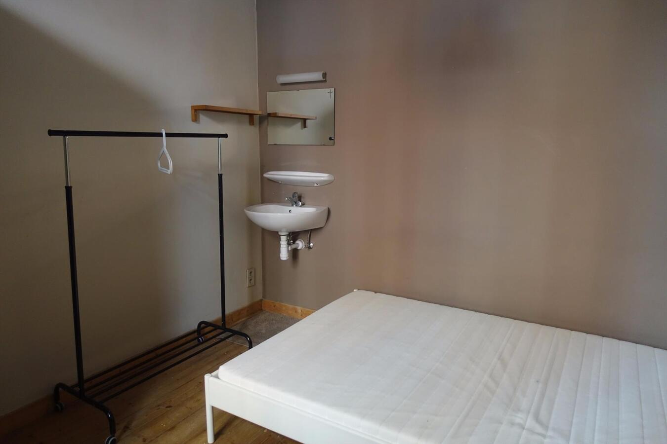 Knusse rijwoning in hartje Gent 