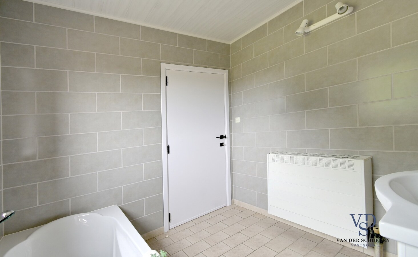 Ruime, degelijke woning 