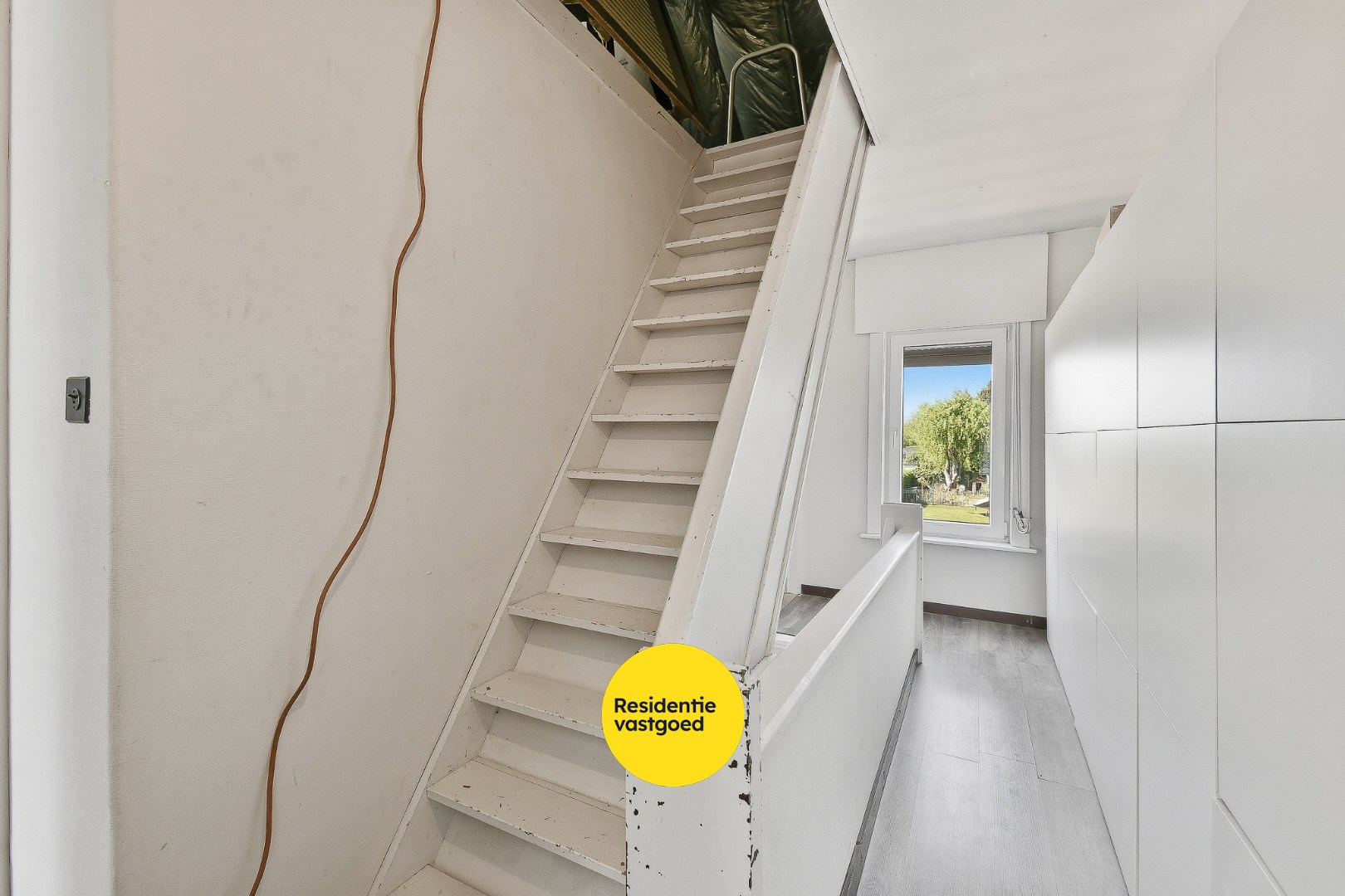 Instapklare gezinswoning met zonnige tuin in het centrum van Gistel 