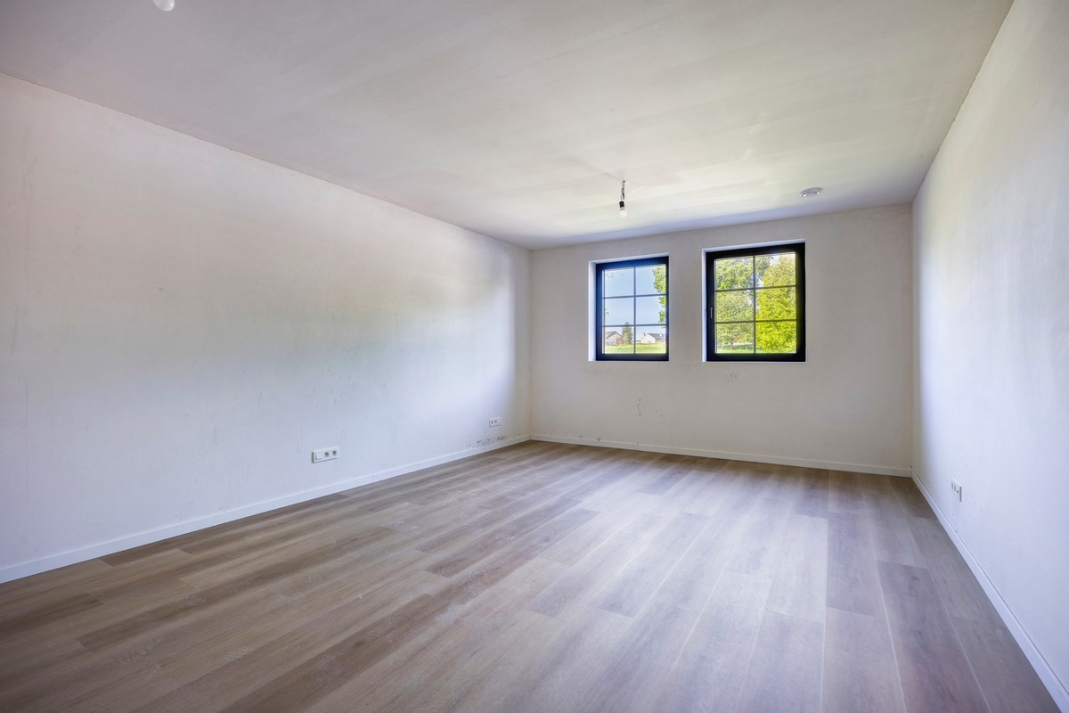 DRIE NIEUWE BEN-WONINGEN OP GUNSTIGE LOCATIE 