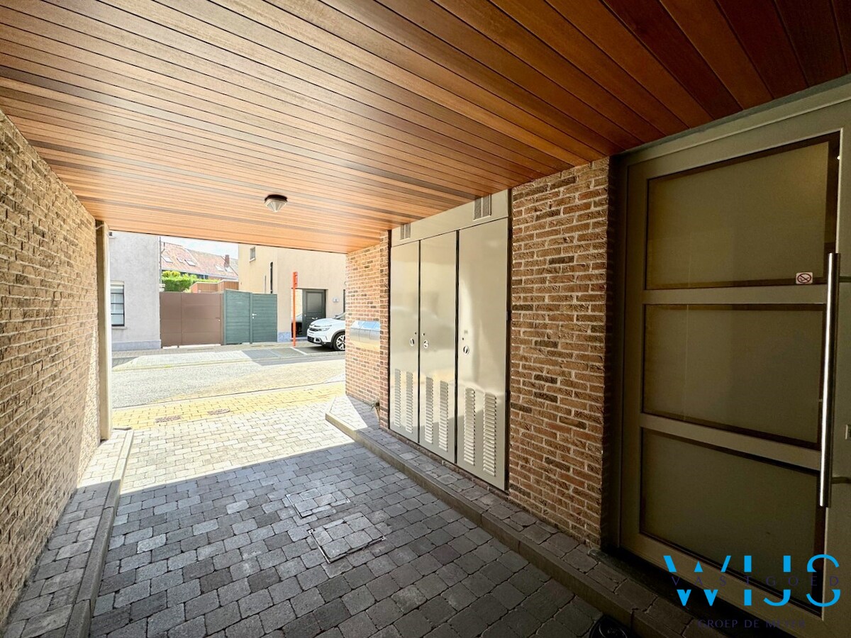 Energiezuinig drieslaapkamer appartement te Zelzate ! 