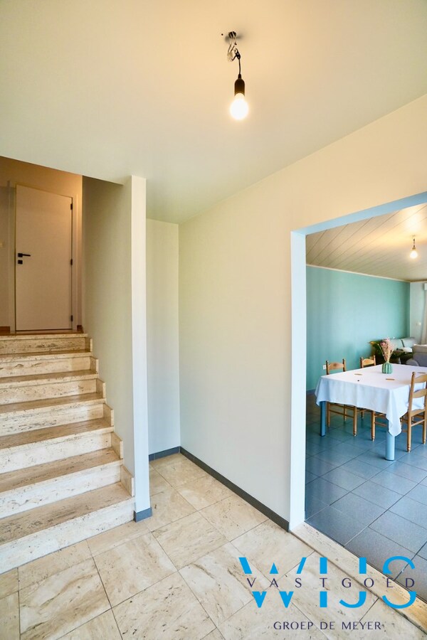 Woonhuis met 6 slaapkamers op TOPlocatie te EVERGEM ! 