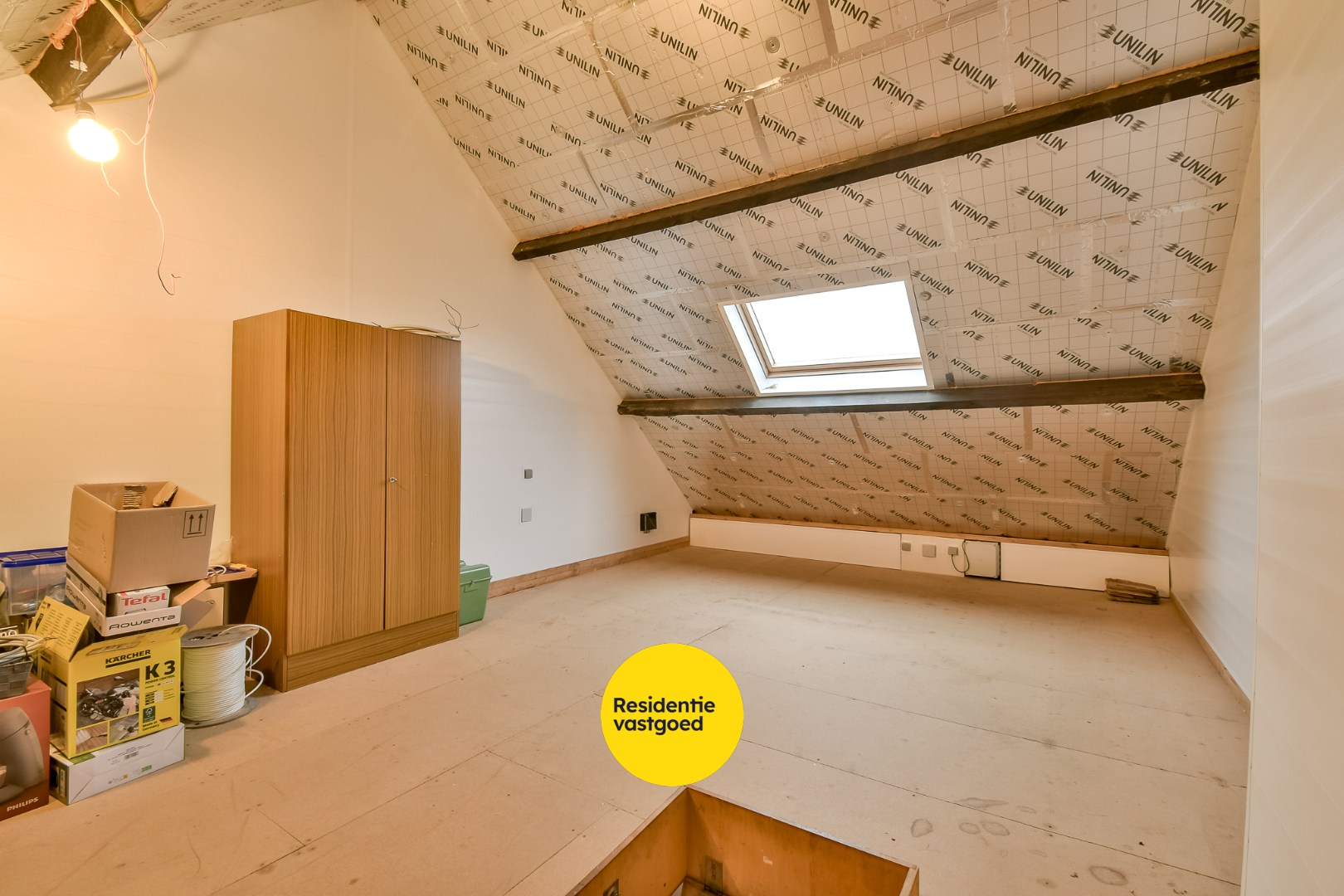 Prachtige woning met ruime garage in Roeselare! 