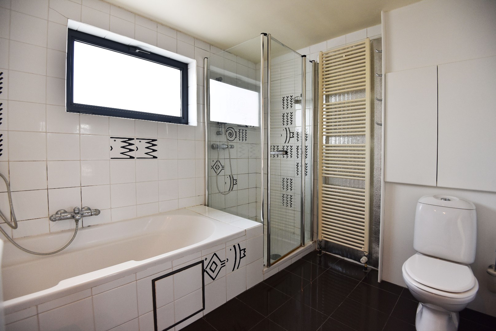 Woning met 4 slpks, terras en garage nabij centrum Maldegem 