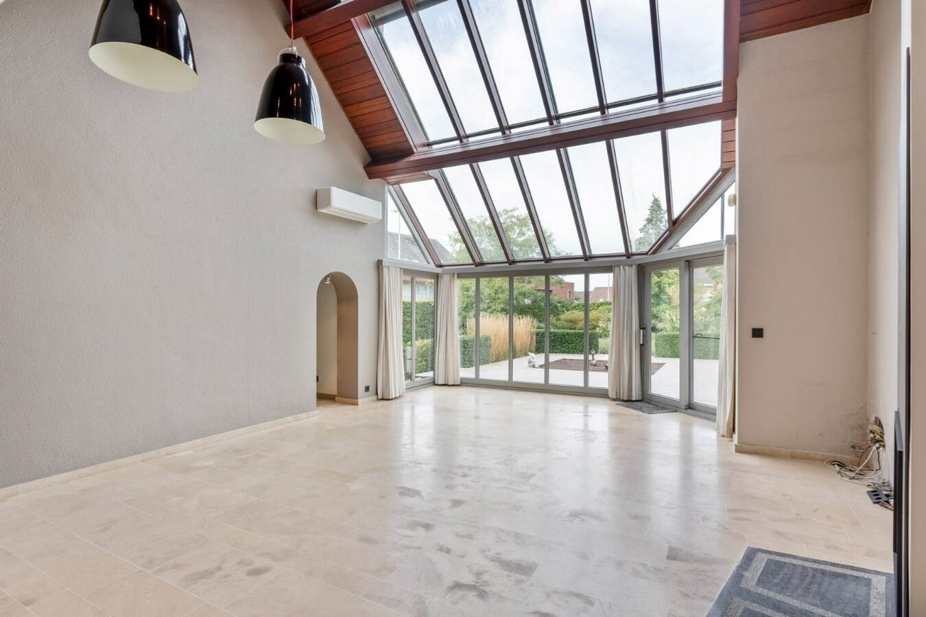 Luxe herenhuis met praktijkruimte in Niel-bij-As 