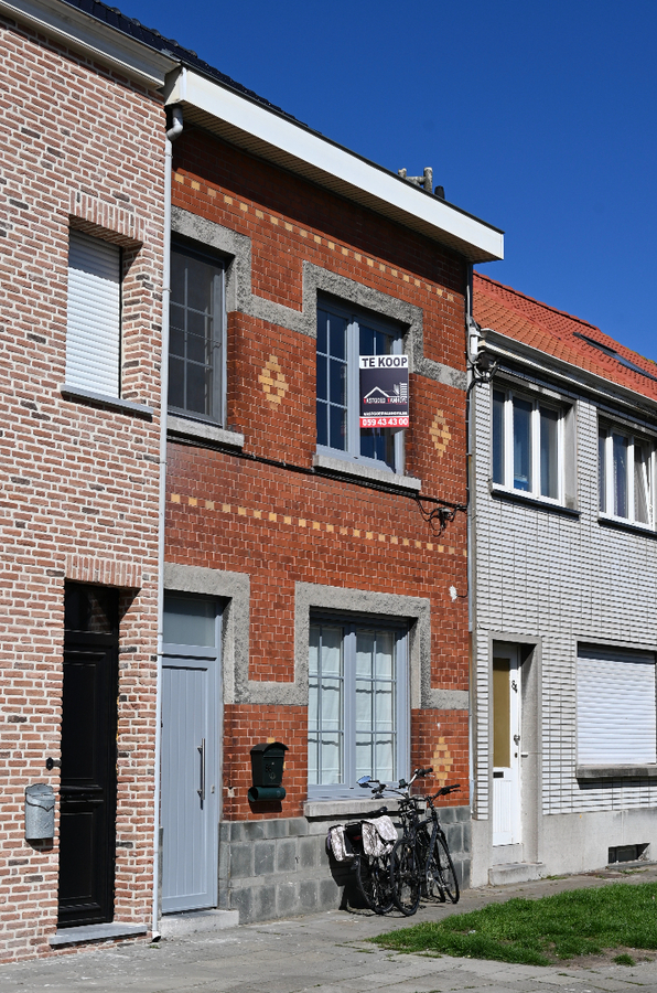 INSTAPKLARE KNAP GERENOVEERDE STADSWONING MET TERRAS 