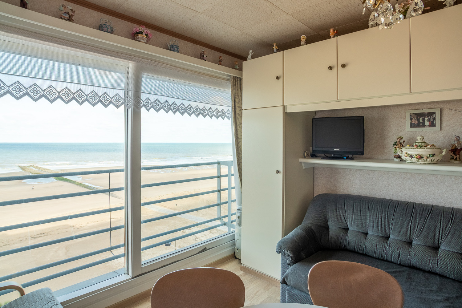 Rustig gelegen appartement, fenomenaal zeezicht, met 1 slaapkamer 