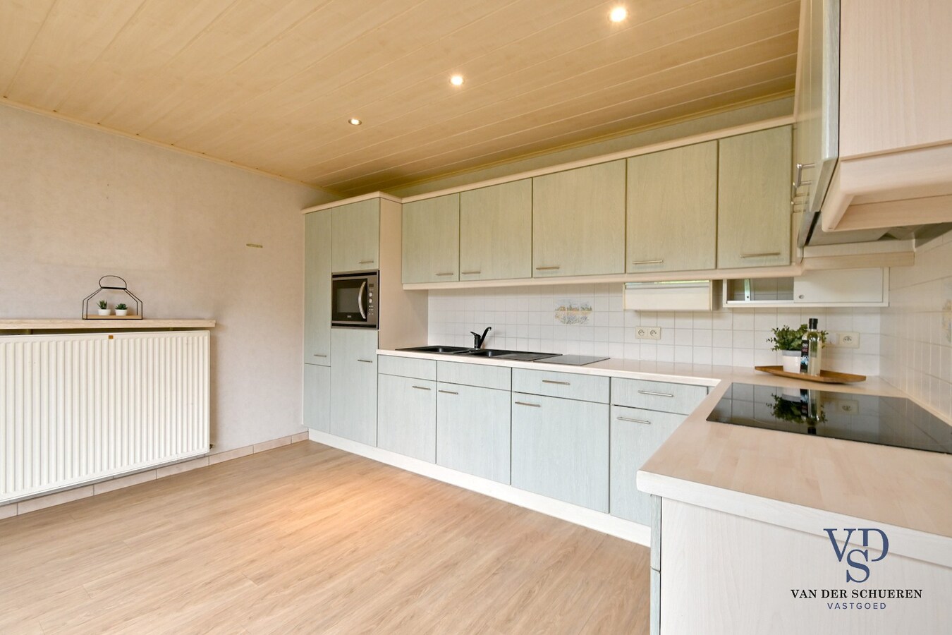 Tijdloos en ruim (> 300 m²) wonen. 