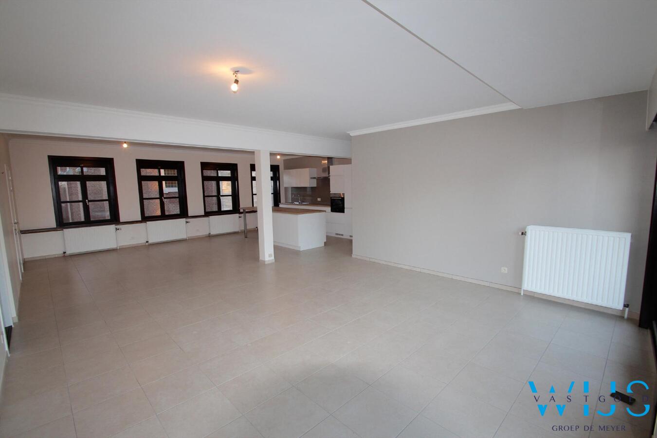 Prachtig 3 slaapkamerappartement CENTRUM EVERGEM 