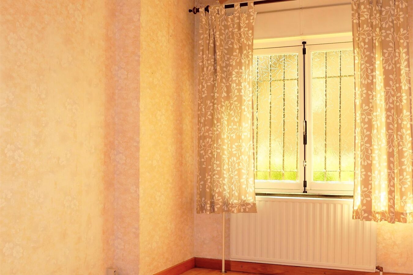 Semi-bungalow op royaal perceel van 1779 m² 