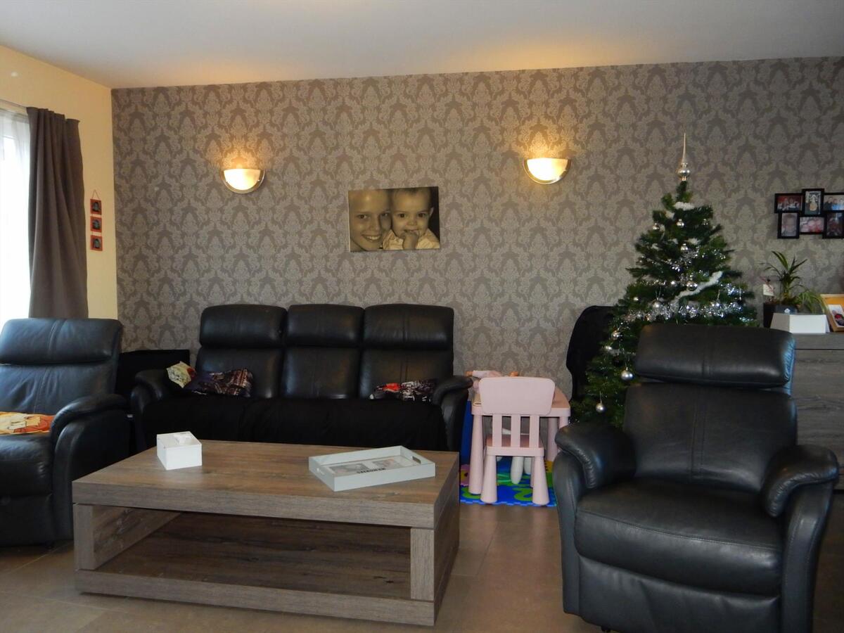 Recente woning met 4 slaapkamers te Snaaskerke 