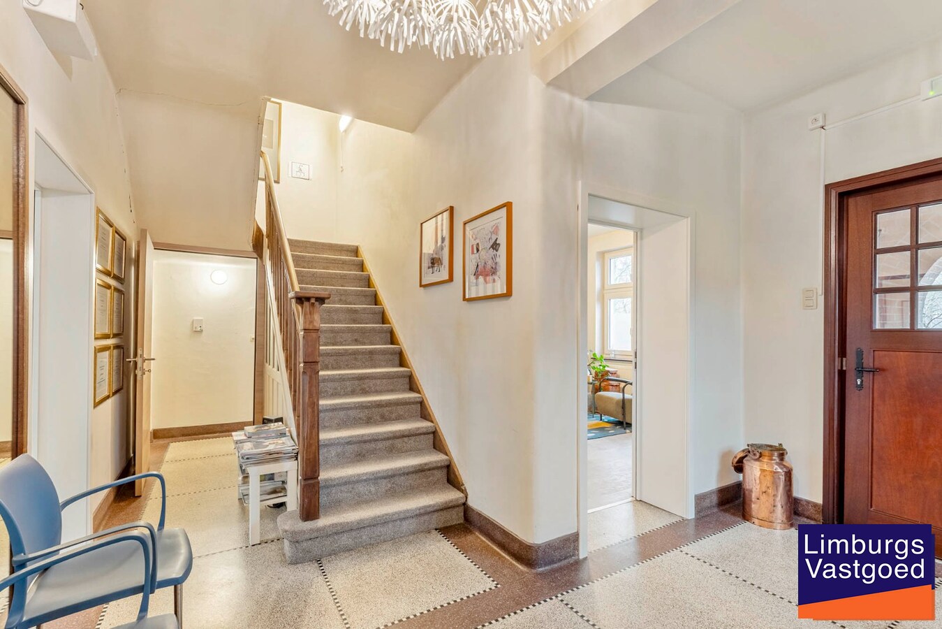 Woonhuis met  praktijkruimte te Waterschei, op een perceel van 6a80ca te Genk 