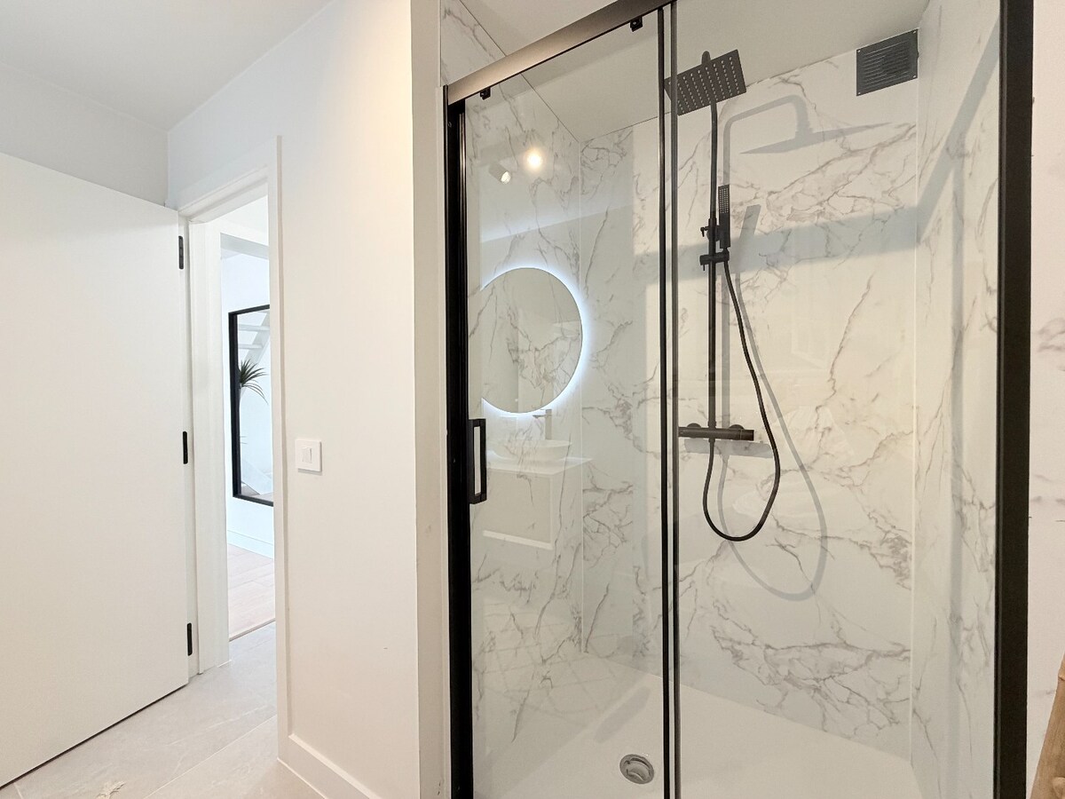 Trendy penthouse te Kortrijk ! EPC B !  **** NONO INSPIRED **** 