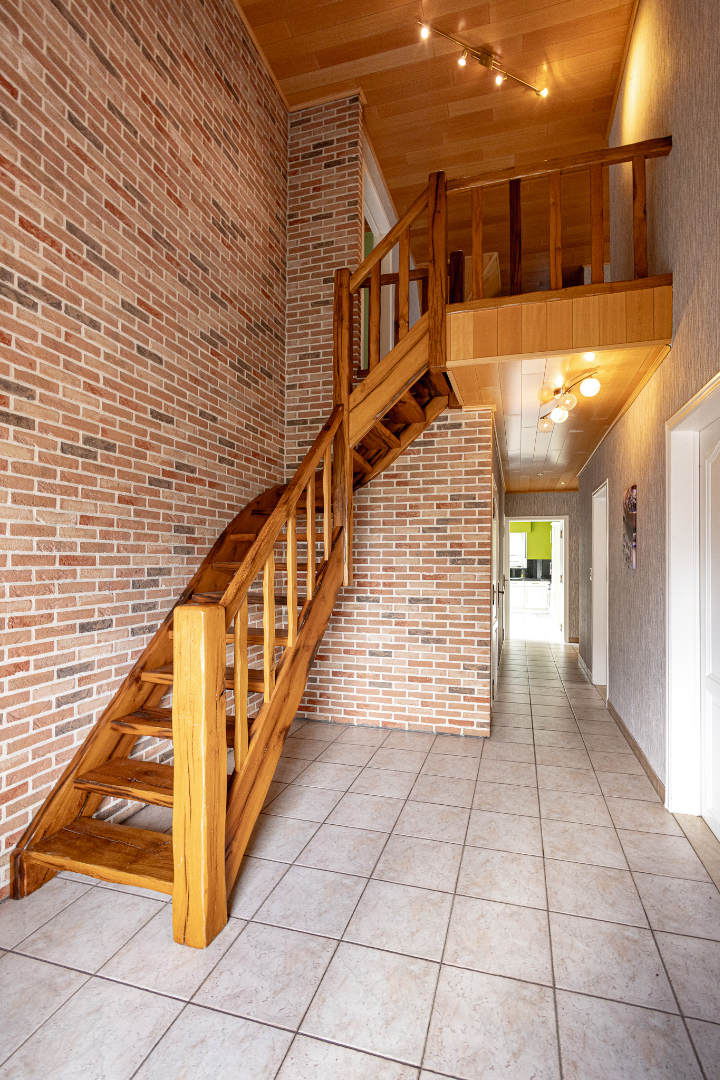 Ruime (4 slpks) instapklare woning met tuin rustig gelegen te Waarschoot 