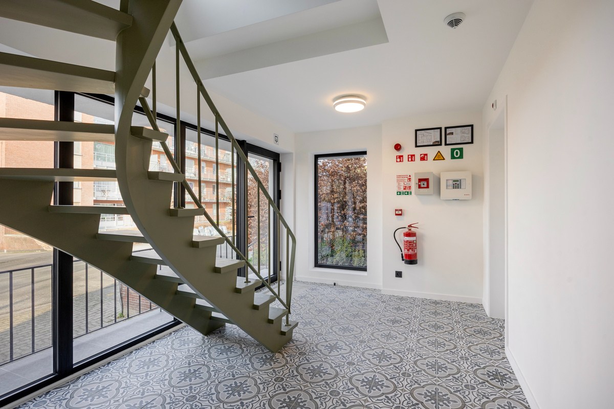 Volledig gerenoveerd en gemeubelde studentenkamer met privé badkamer en tuin - EPC A! 