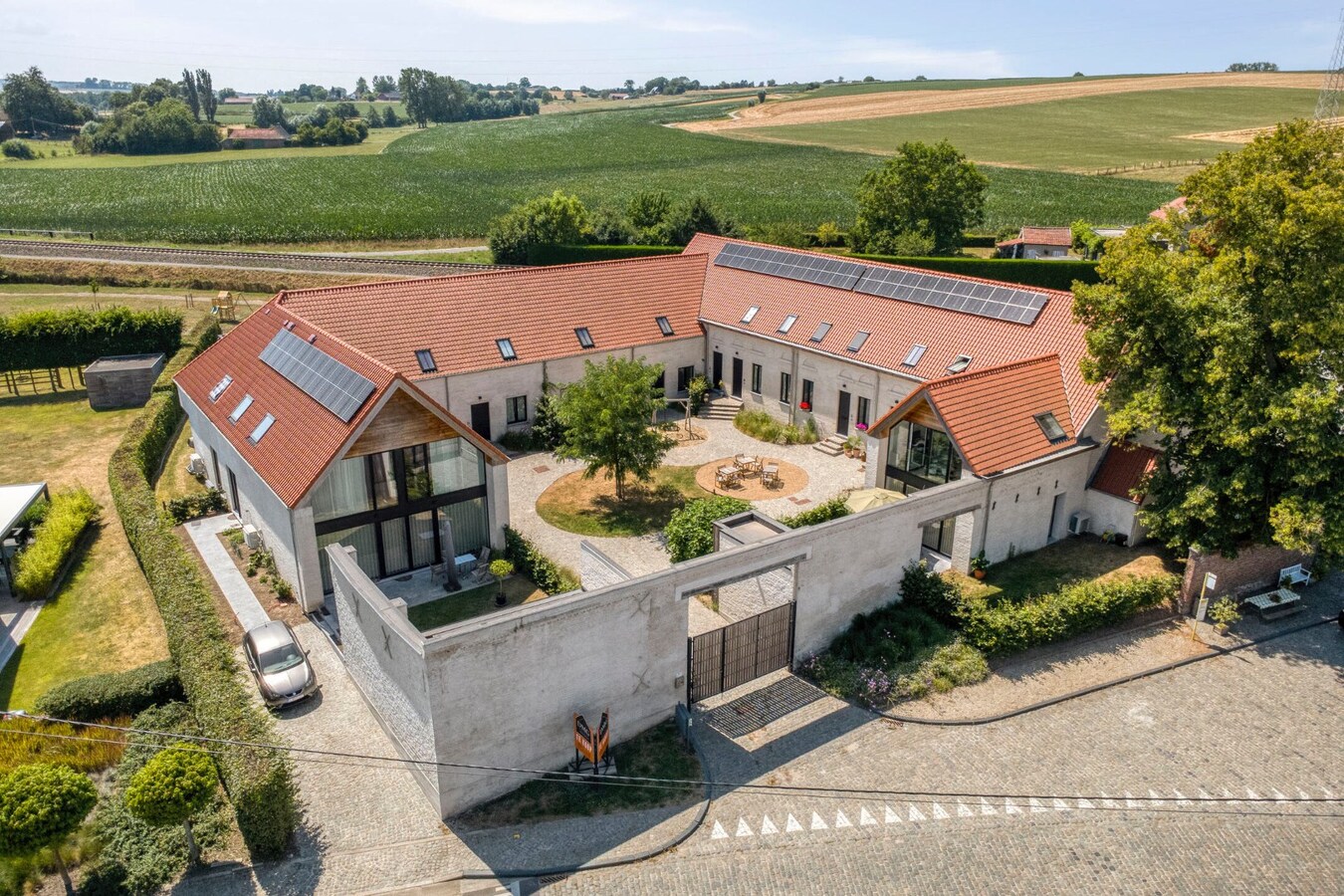 Verkoop onder registratierechten: nieuwe instapklare woning in Etikhove 