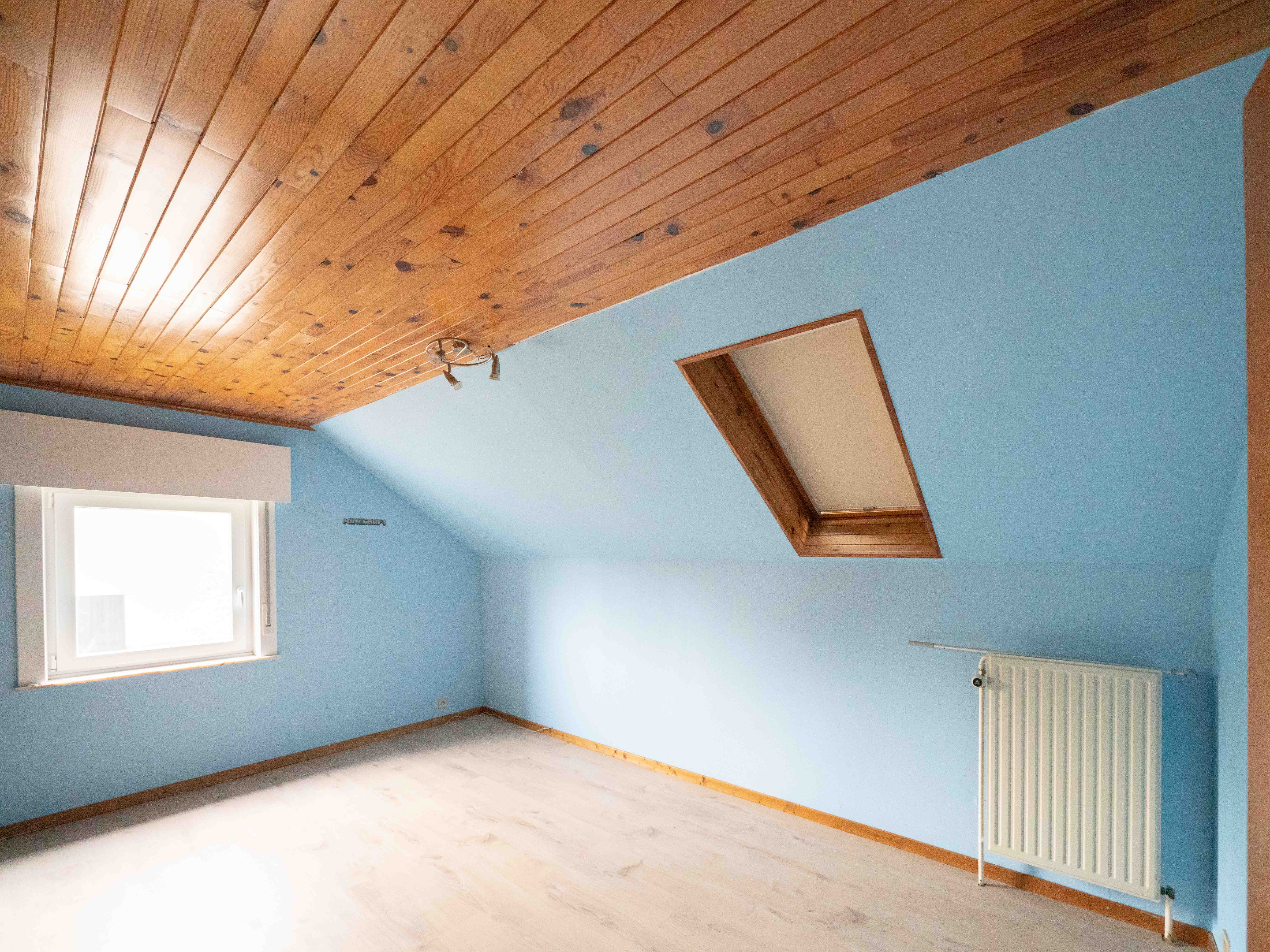 Energiezuinige woning met 4 kamers, 2 badkamers &amp; 2 garages 