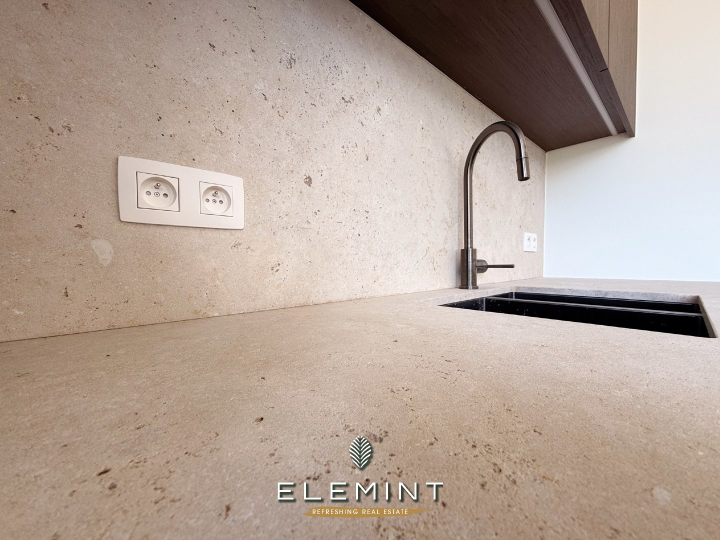 Luxe BEN-woning met 5 slaapkamers op een mooi perceel in rustige doodlopende straat. 