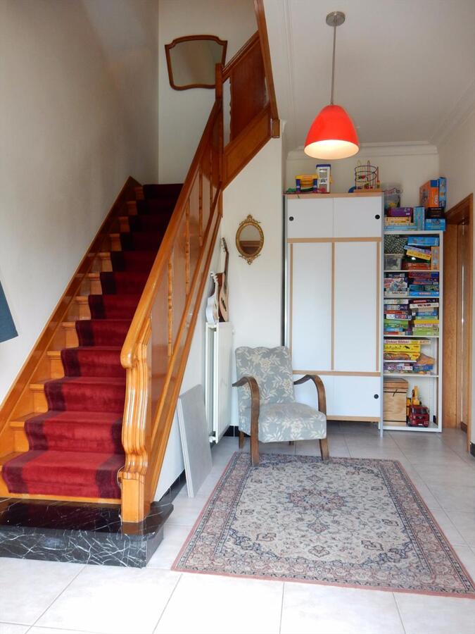 Karaktervolle woning met grote tuin 