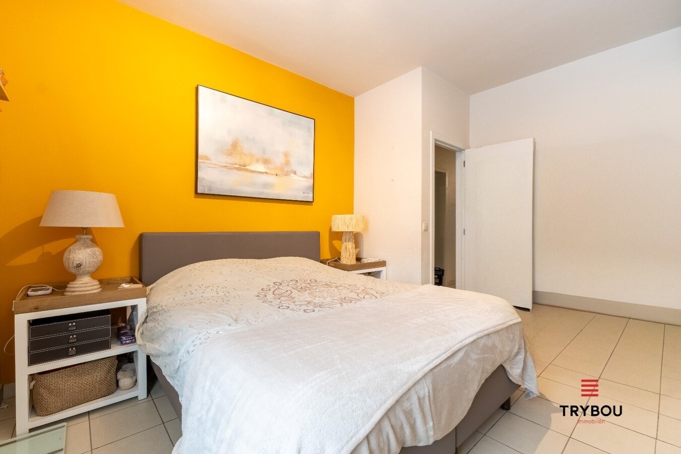 Ruim, instapklaar appartement met garage te koop in Langemark-Poelkapelle 