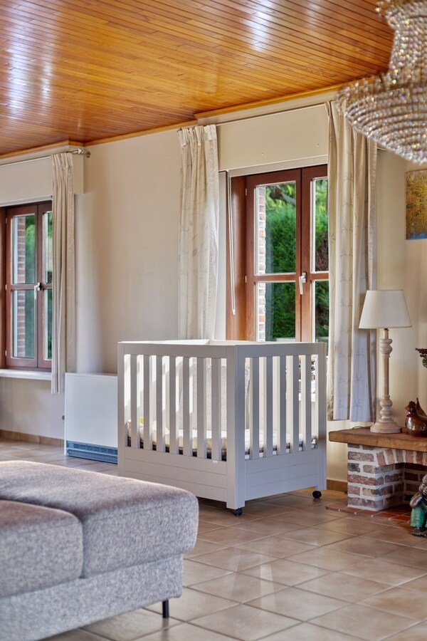 Gunstig gelegen villa met prachtig aangelegde tuin 