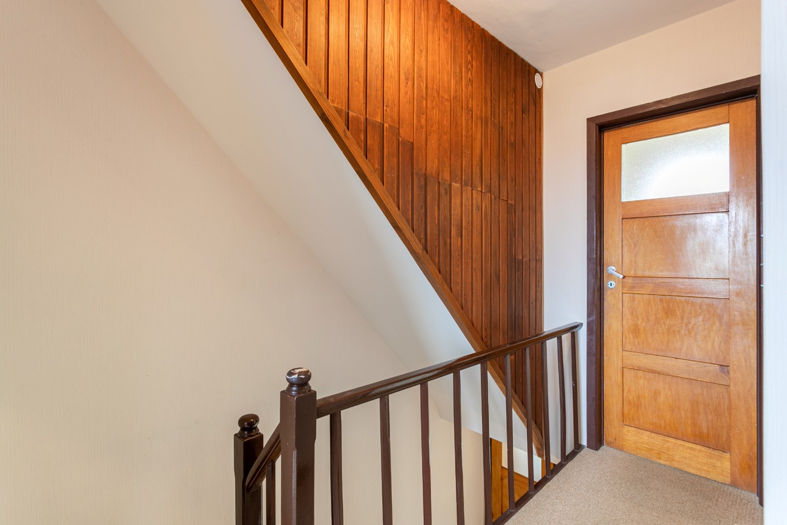 Te renoveren woning met 3 slpk te Buizingen 